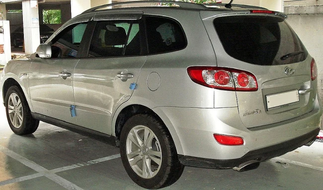 2010 Hyundai Santa Fe Review: Modern Diesel Innovation Meets Value